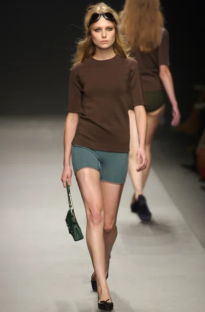 Look 19
